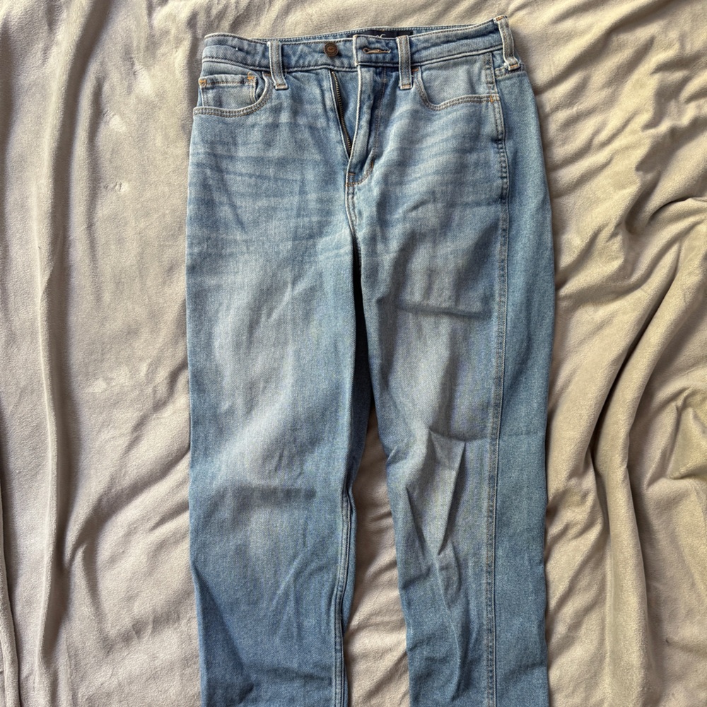Hollister Mom Jeans